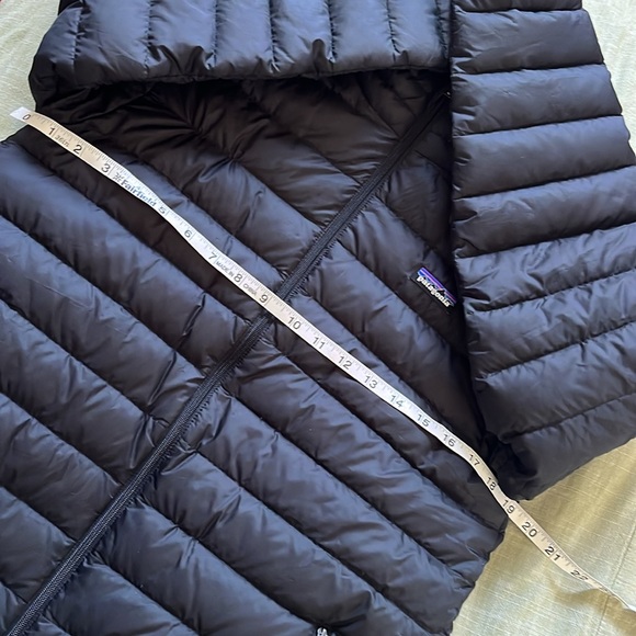 Kids black Patagonia down sweater jacket size XL unisex - Picture 4 of 10